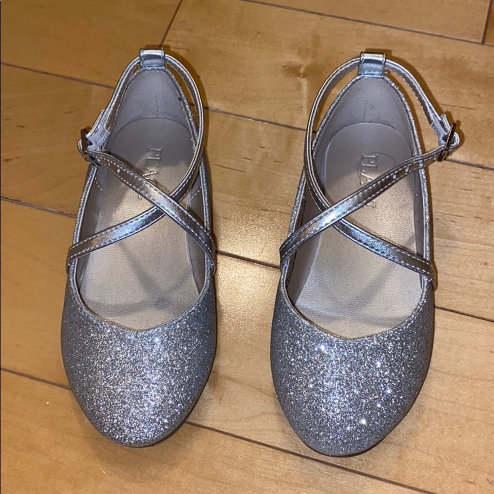 Kids dress shoes